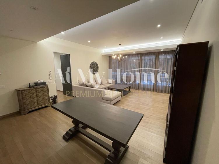 Apartament MODERN cu 3 camere, nemobilat, finisaje lux, parcare, 90mp terasa