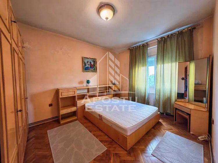 Apartament 3 camere de inchiriat, centrala proprie, zona ISHO, Timis