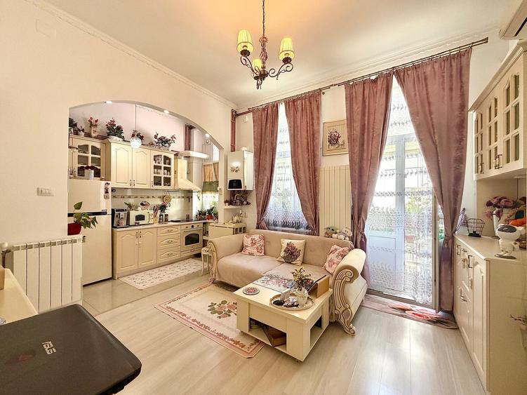 Universitate / Apartament in Vila / Modernizat 2017