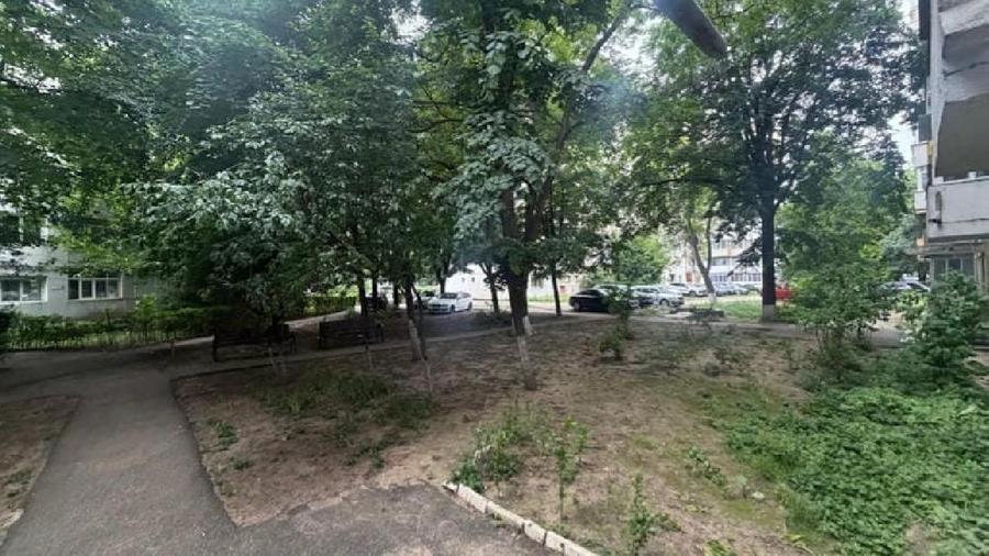 Bacau - str. Bucegi, Apartament 2 camere - 38 mp - parter