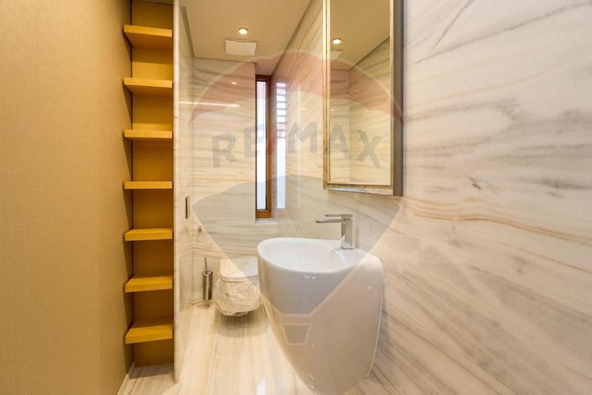 Închiriere Apartament 4 camere Primăverii