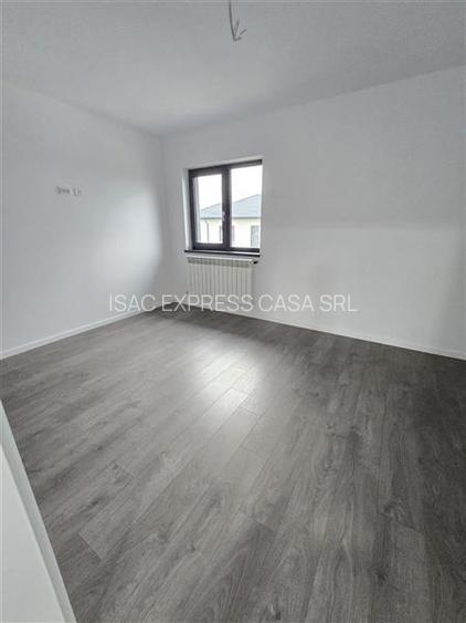 Casa single, finalizata, intabulata, gata de mutat - 17