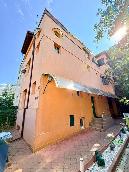 Vatra Luminoasa / Piata Iancului / Vila individuala cu 6 camere/ 230 mp