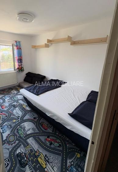 Apartament renovat 4 camere, 2 balcoane, cartier Plopilor!