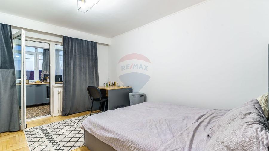 Casa individuala cu 3 apartamente, comision 0%, Intre Lacuri