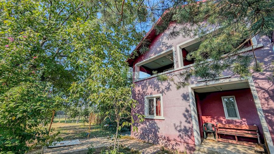 Casa P+1 de vanzare, Bolintin Vale, 230mp utili, curte de 490 mp