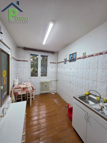 Apartament 3 camere Brancoveanu, str. Stoian Militaru, et. 2/4, 64 mp - 10