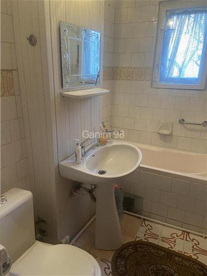 Apartament 3 camere , zona Gara ,  58 mp ,et 3 din 4 , mobilat , centrala termic - 11