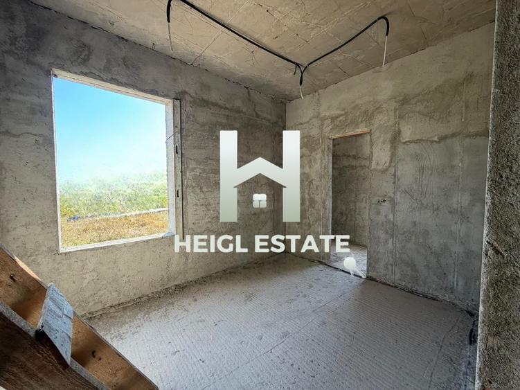 Casă0 modernă tip duplex de vânzare în Giarmata