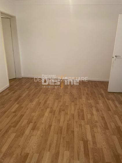 DE VANZARE AP 3 CAMEREIN DRUMUL TABEREI - 5