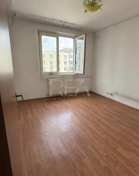 2 camere, et 7/8, 51mp, bloc 1986- Lujerului