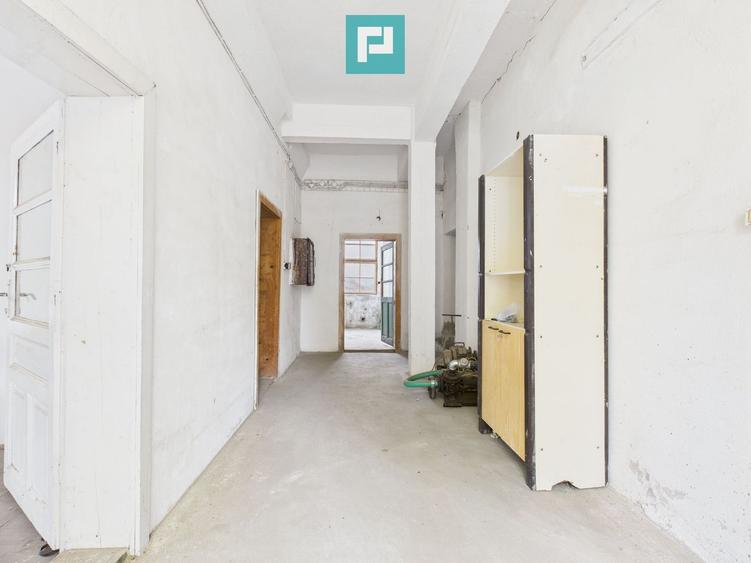 Spațiu de producție cu 4 camere în Periam