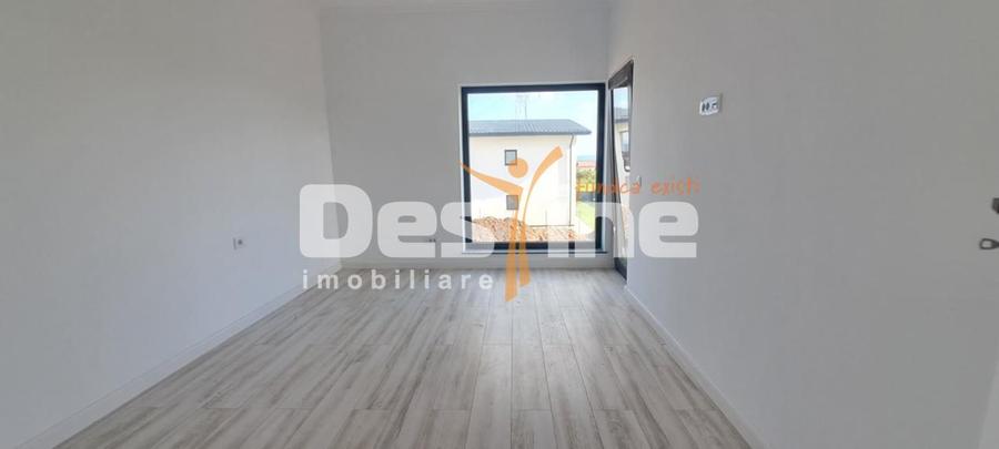 Comision 0%, Miroslava - casa parter + etaj + pod