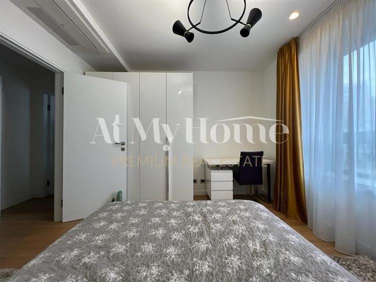 Apartament luxuriant cu 3 camere/ 2 locuri parcare/ zona Mall Promenada