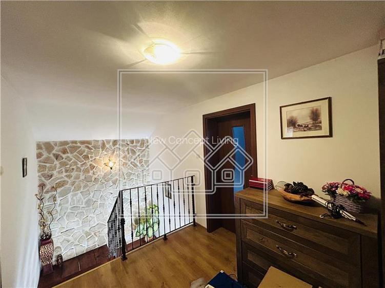 Casa tip duplex, cu 3 camere, 116 mp utili, teren de 403 mp - 21
