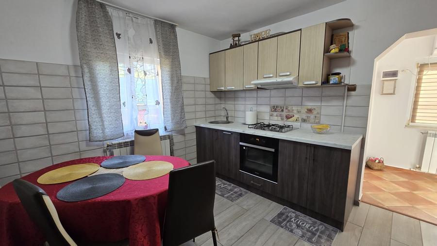 EXCLUSIVITATE! Casa Limanu - 3 camere - 148.000 euro (cod E11+E12)