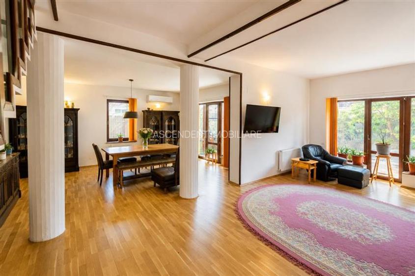 Vila stil si cu potential turistic,7 camere,6 bai, panorama, terase, gradina, Bu - 27