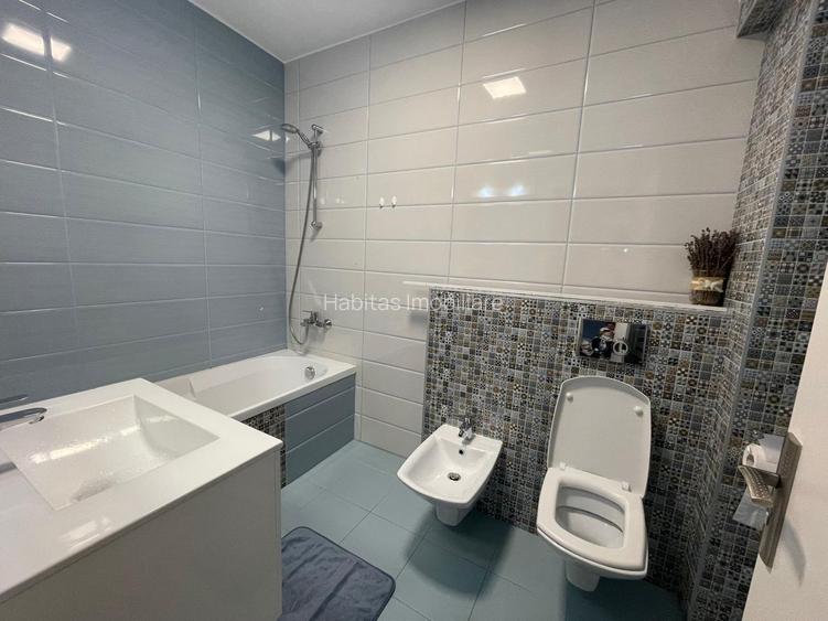 Ap 3 camere de închiriat, parcare, str Sub Cetate Floresti - 18