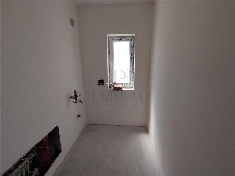Duplex spatios - personalizare interioara - zona populata - 6