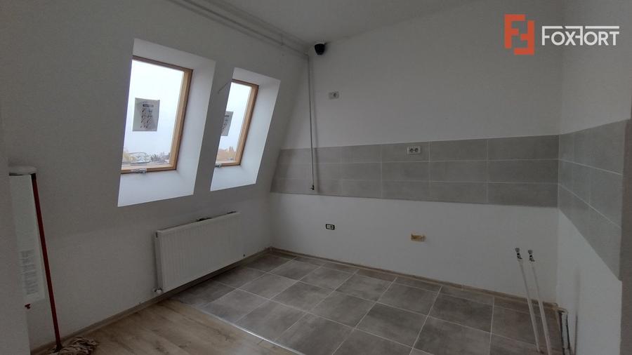Apartament 3 camere la mansarda - 75mp utili, Zona Aradului