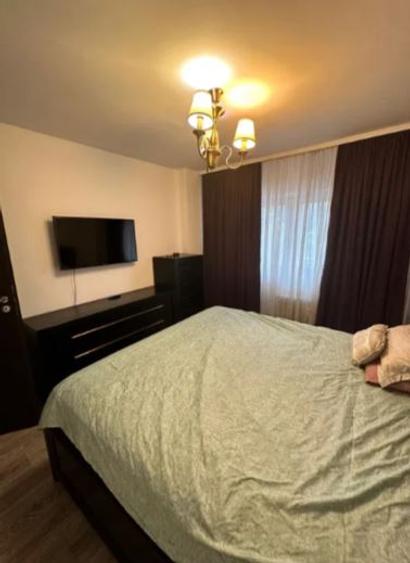 Apartament 3Camere,Brancoveanu,Oraselul Copiilor,et.1/8,DECOMANDAT,2 bai,parcare