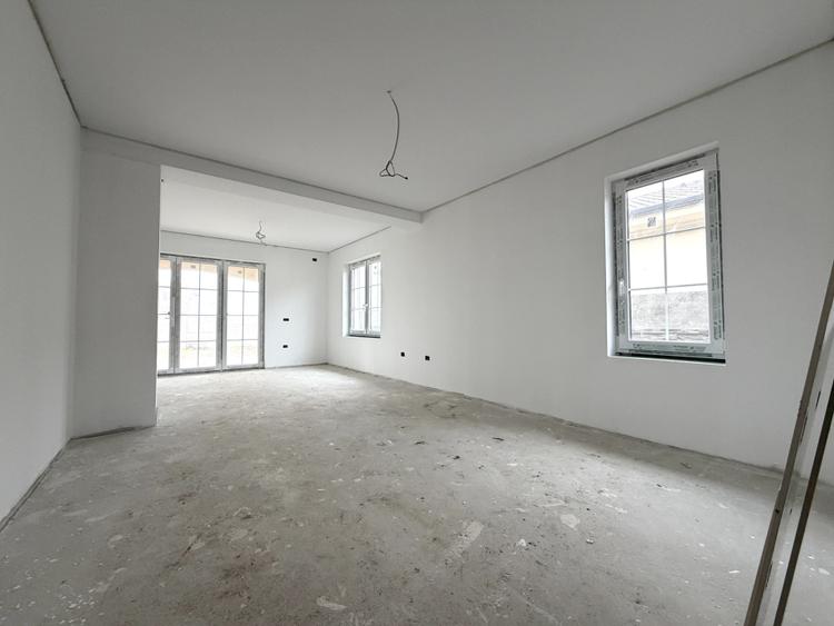 Duplex 3 camere, 88 mp utili, 366 mp teren - Urseni