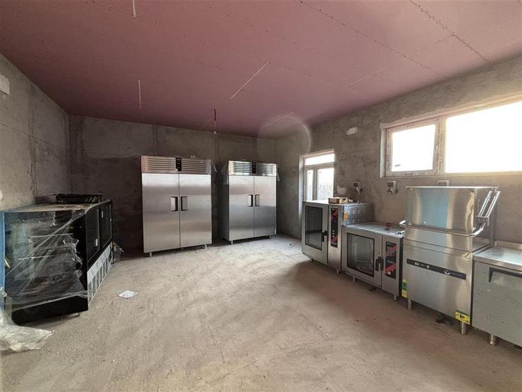 SPATIU COMERCIAL 752 MP | BATAR | TEREN 1.474 MP | BIHOR