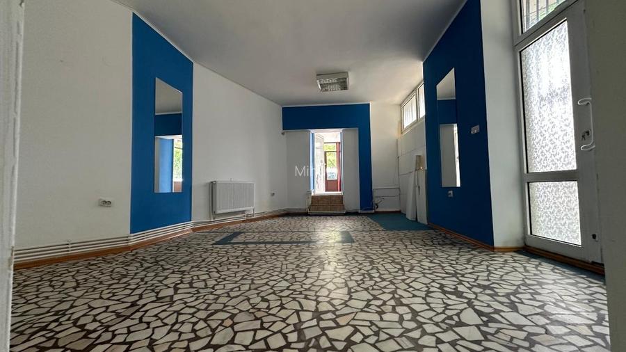 Spatiu comercial stradal cu vad excelent - 80 mp, str.Navelor, zona Faleza-Port - 9