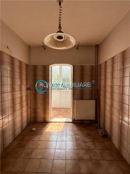 Royal Imobiliare - Vanzare apartament zona Paltinis - 4