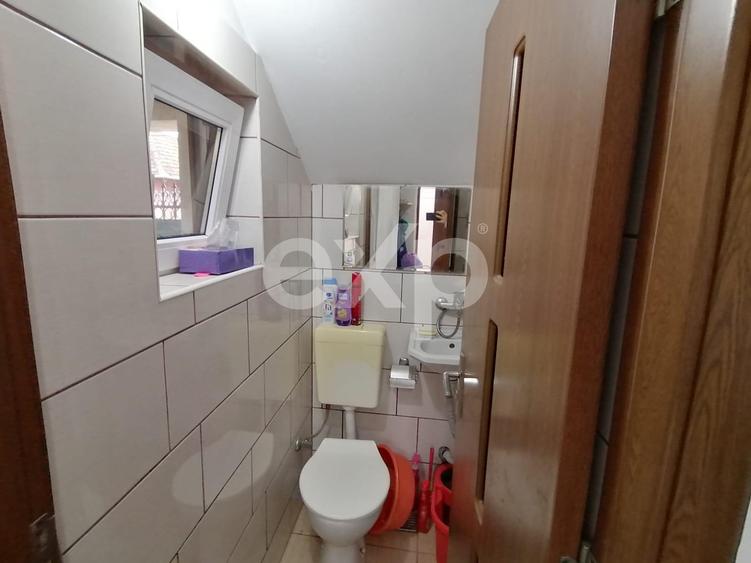 Casă de vânzare – Făgăraș 110 mp ,curte comuna!