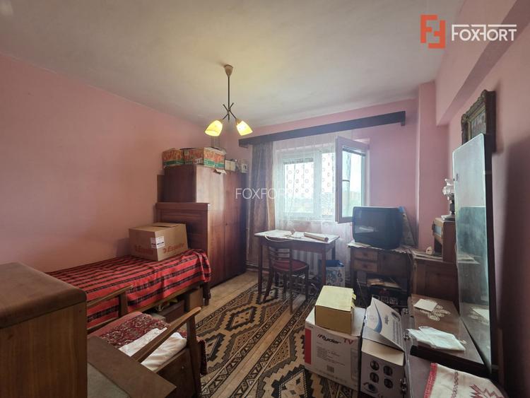 Apartament cu 4 camere, etaj 5/8, zona Micalaca - 4
