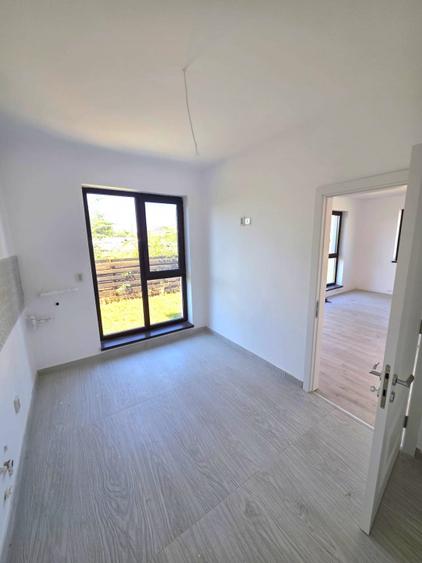 Vanzare Vila Individuala/Cristalului/5 camere id nr 54