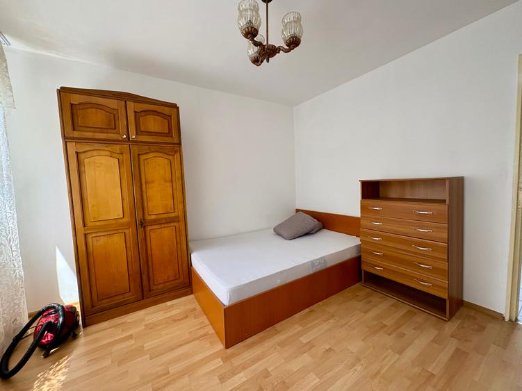 Apartament 2 Camere Eroii Revolutiei Mertrou 2 Min 3/7 Decomandat