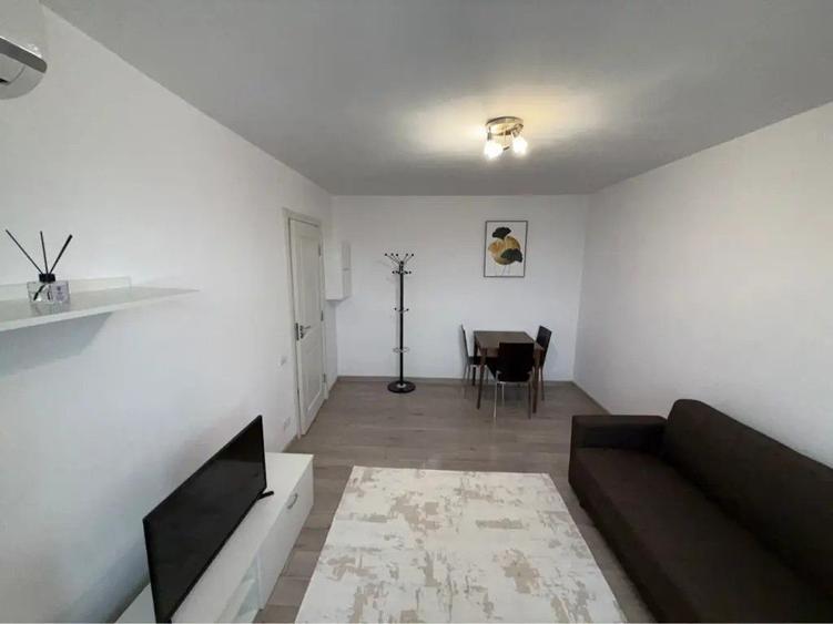 De inchiriat apartament de 2 camere zona Victoriei