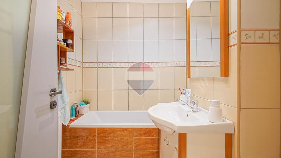Comision 0 %! Apartament cu 4 camere de vânzare în Centrul Civic