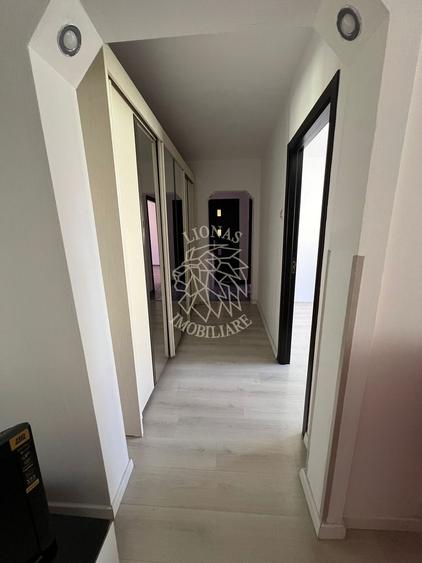 Apartament 3 camere 67 mp-balcon-etaj 3-Zona Andrei Muresanu