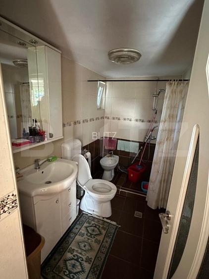 Apartament 3 camere la casa cu gradina si curte generoasa - 9
