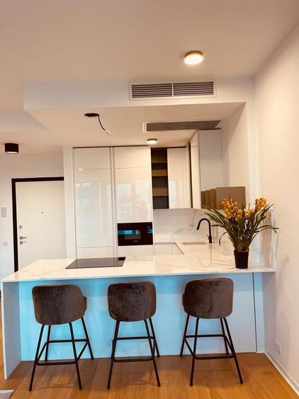 One Mircea Eliade, apartament cu vedere spre lac
