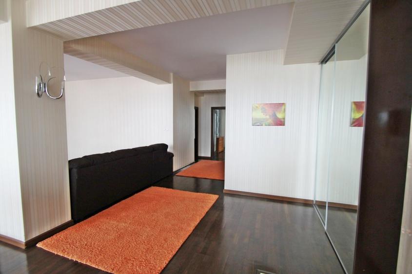 Piata Ovidiu - Ap 3 camere , vedere la mare