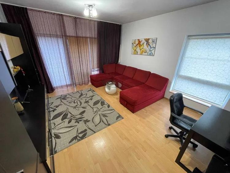 Inchiriez apartament 2 camere, decomandat, etaj 5/8, 65 mp, in bloc nou