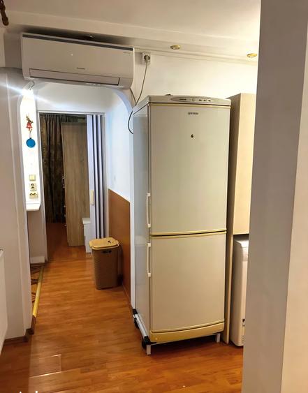 Apartament  de vanzare 2 camere  la 5 min de  metrou  1 Decembrie 1918