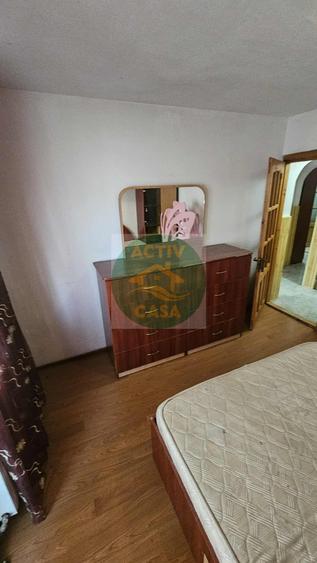 Apartament 3 camere, etaj 1,