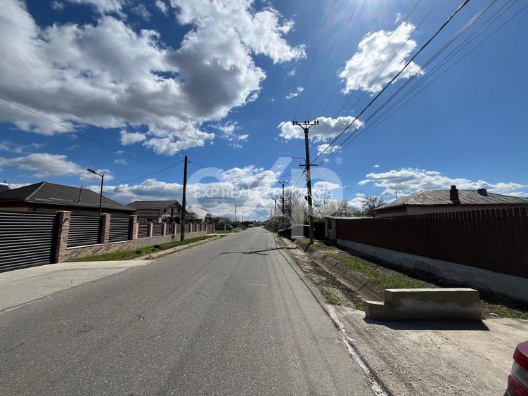 REDUCERE! Casa parter + anexa si 2 bai cu 880 mp teren in Brosteni Dambovita - 17