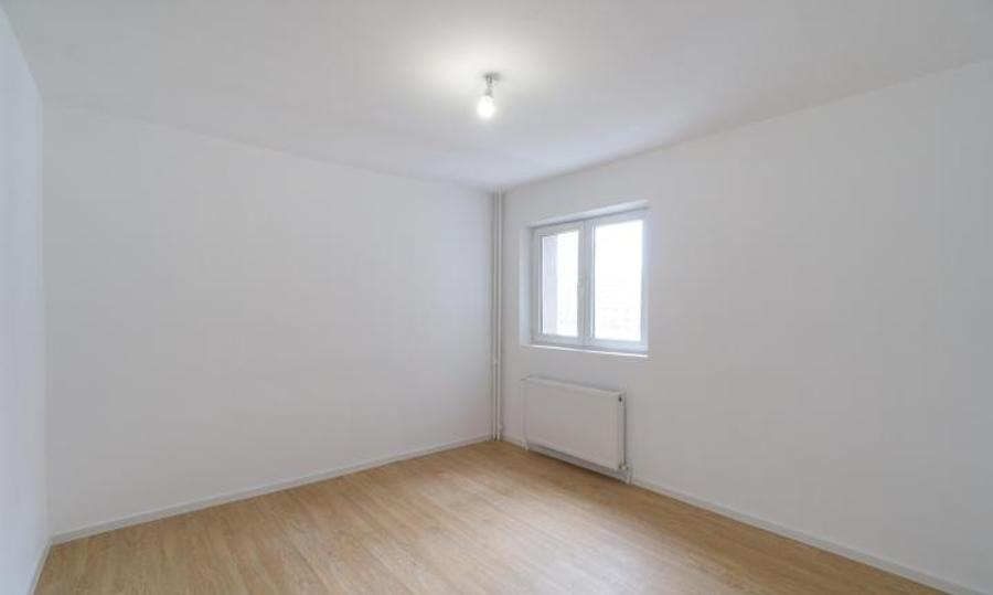 Vânzare Apartament 2 camere în Baba Novac, DECOMANDAT, CENTRALA PROPRIE, RENOVAT