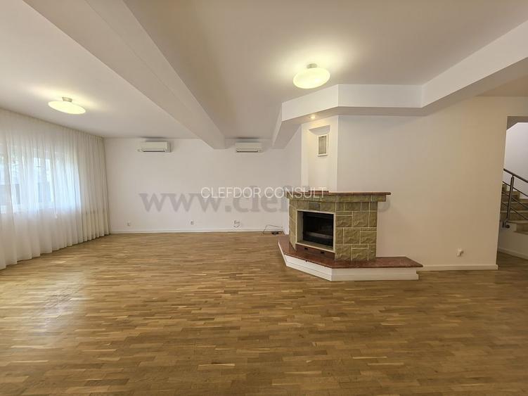 Vilă cu Piscina de închiriat în zona Iancu Nicolae - 4