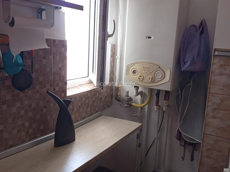 Vând Garsonieră, zona Valea Rosie - 13