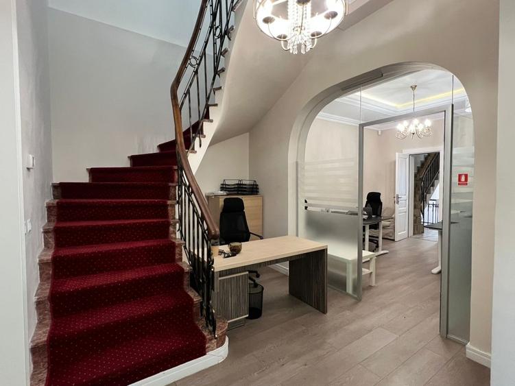 Vilă interbelică reprezentativă | 370 mp utili | 8 camere | Parcul Carol – Piața