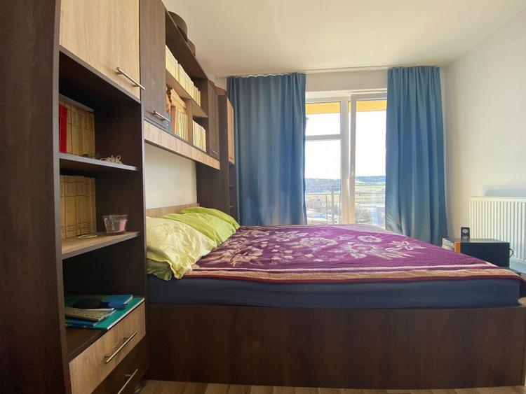 Apartament 2 camere, luminos, bloc cu lift, balcon ,baie cu geam –Calea Baciului
