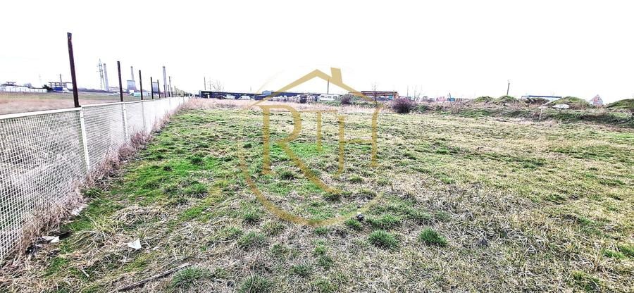 Vand teren intravilan Zona Fraidorf,comison ,,0''
