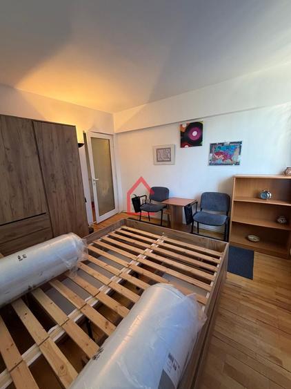 Apartament cu 3 camere, Decomandat, Piata Unirii-Ultra Central